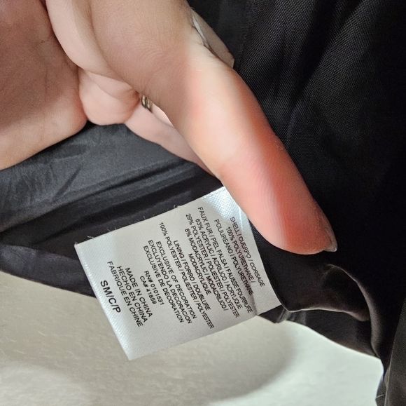 Disney Descendants Faux Fur Collar Vegan Leather Girl's Moto Jacket - Picture 4 of 6